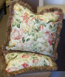 Elegant Floral Pillow with Fringe Set of 2